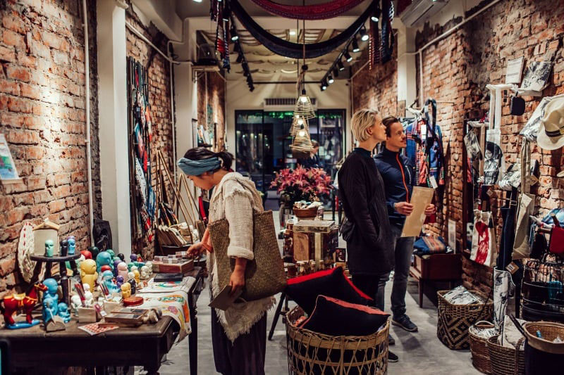 Things to buy in Vietnam: Price and Tips